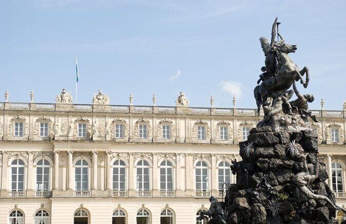 Private Herrenchiemsee Castle Tour from Munich with Cruise and Carriage Ride - The Horse-Drawn Carriage Entrance: A Small Splurge You’ll Remember