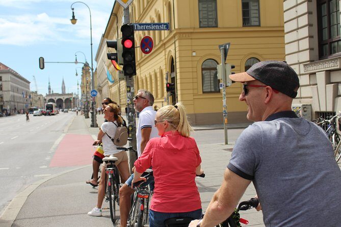 Private Munich Bike Tour - Getting Oriented: The Radius Tours meeting point and bike setup