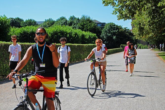 Private Munich Bike Tour - English Garden time: what you should do in your one-hour stop