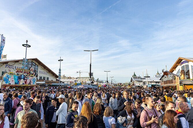 Private Oktoberfest: Lunch, Beer & Bavarian Gemütlichkeit - Who this private Oktoberfest lunch-and-beer day suits best