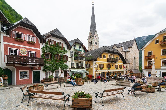 Private Tour to Hallstatt and Salzburg with Austrian Lunch - Private transport and pickup that actually reduce stress