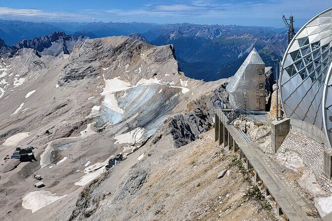 Private Tour to Zugspitze with Cable Car-Tix, Lake Eibsee & Lunch - Down in the valley: Lake Eibsee and Garmisch-Partenkirchen