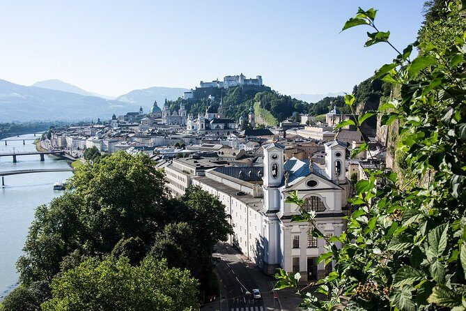Private Transfer from Munich to Salzburg, English-speaking driver - Comfort and luggage: choosing the right vehicle size