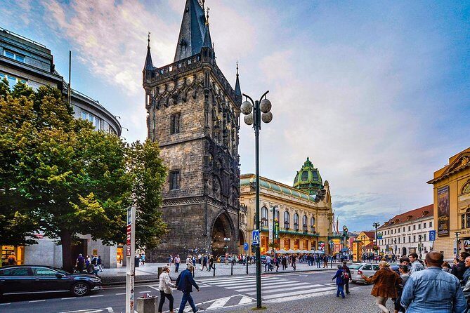 Private Transfer from Nuremberg to Prague with 2h of Sightseeing - Choosing your sightseeing stops: Koneprusy Caves, Karlštejn, and the monastery options