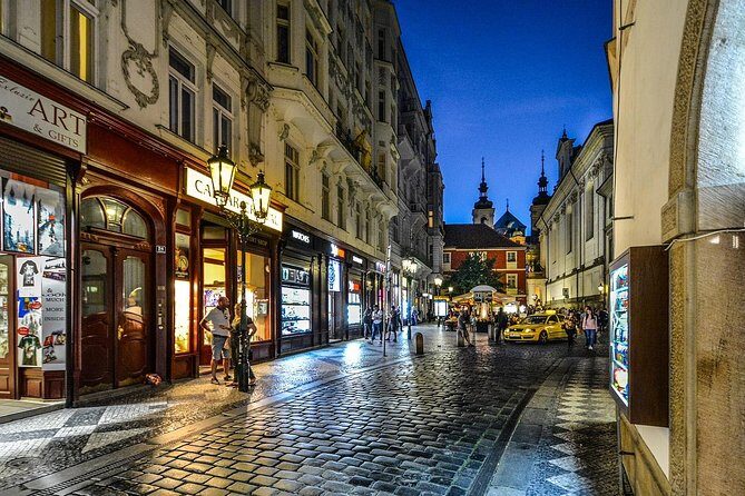Private Transfer from Nuremberg to Prague with 2h of Sightseeing - How to avoid the biggest headaches: luggage, timing, and realistic expectations