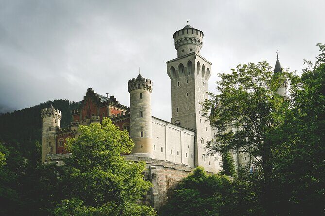 Private Van Tour to Royal Castle of Neuschwanstein from Munich - Uffing: Bavaria That Still Looks Like Bavaria