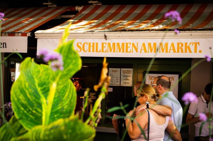 Short & sweet: Tasting the Viktualienmarkt - The market story you can see while you walk