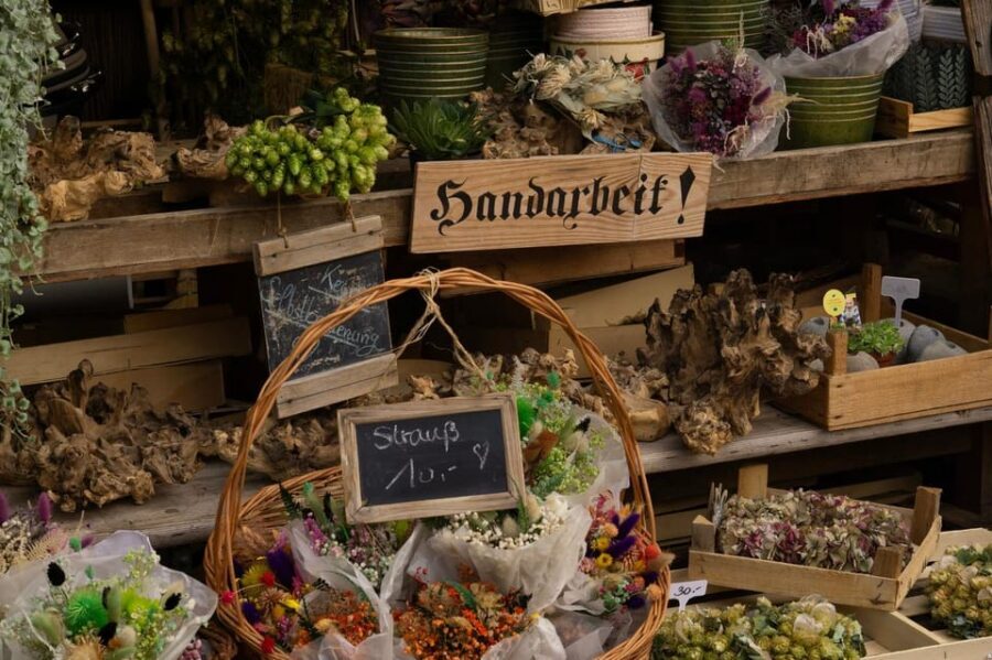 Short & sweet: Tasting the Viktualienmarkt - Five tastings: how to make them feel worth it