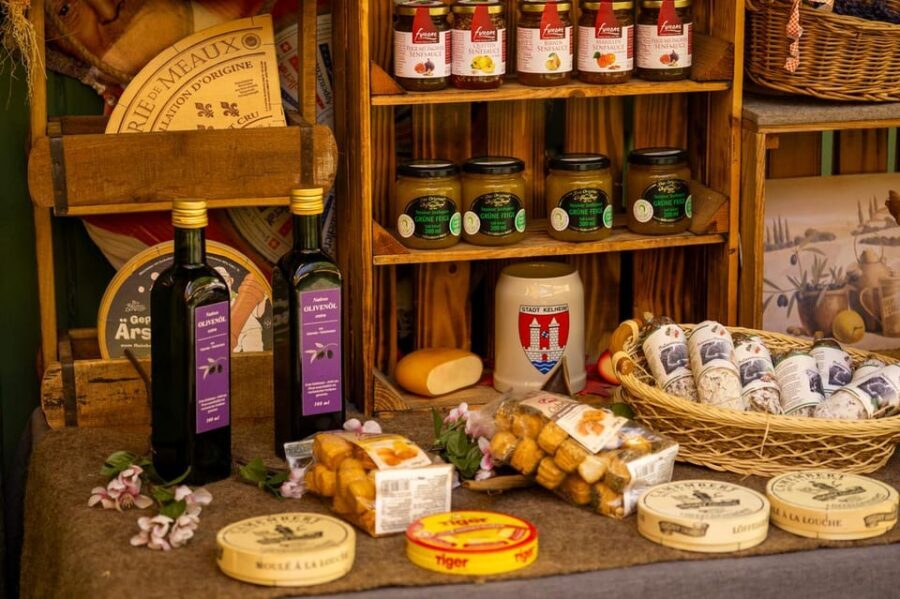 Short & sweet: Tasting the Viktualienmarkt - Munich specialties you’ll understand better (veals, pretzels, and ordering tips)