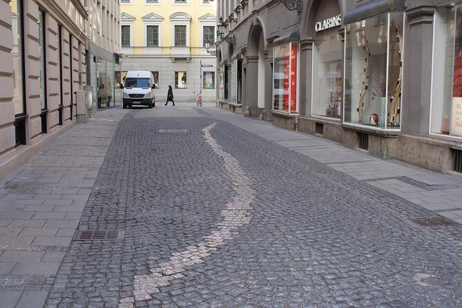 Small-Group 2-Hour Munich and The Third Reich Walking Tour - Who This Tour Fits Best, and Who Might Prefer Something Else