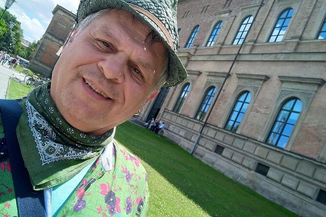 Third Reich - Facts about WWII : Small Group Walking tour - Meeting point, walk ends at Haus der Kunst