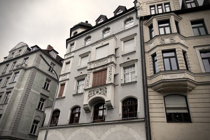 Third Reich Tour Munich - Feldherrnhalle: the 1923 Beer Hall Putsch and its aftermath