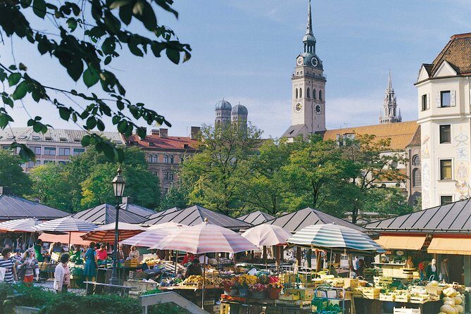 Viktualienmarkt tasting tour - Local Stories and Market Know-How from Your Guide
