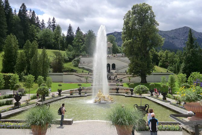 VIP Day Trip Neuschwanstein and Linderhof Castle from Munich - Why this VIP coach saves your day (and your energy)